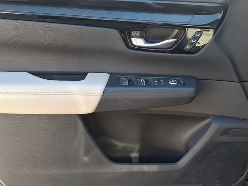 Used 2024 Honda CR-V EX-L image 13