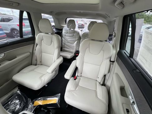 New 2026 Volvo XC90 T8 Ultra w/ Protection Package Premier AWD/4WD image 20