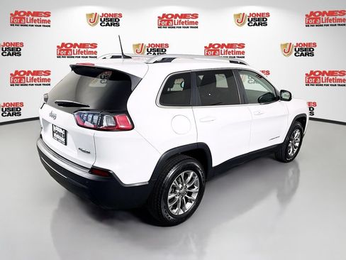 Used 2019 Jeep Cherokee Latitude Plus w/ Cold Weather Group AWD/4WD image 15