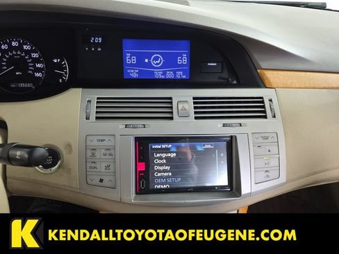 Used 2006 Toyota Avalon Limited FWD image 11