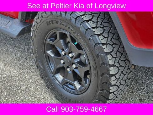 Used 2021 Jeep Gladiator Sport AWD/4WD image 7
