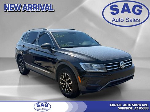 Used 2021 Volkswagen Tiguan SE w/ Panoramic Sunroof Package FWD image 1