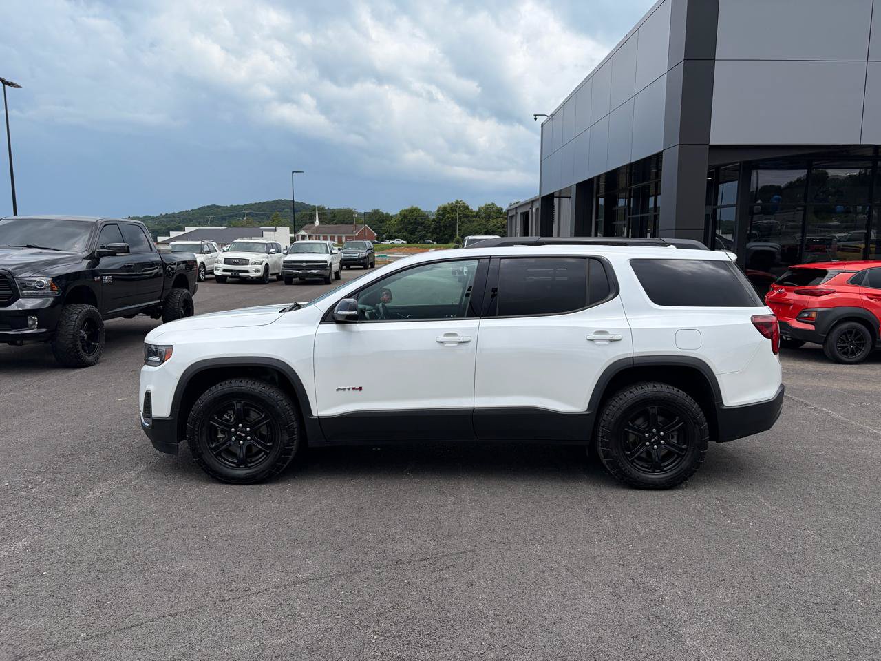 Used 2021 GMC Acadia AT4 AWD/4WD image 6