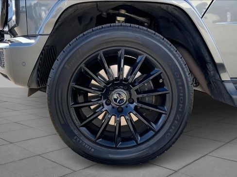 Used 2020 Mercedes-Benz G 550 image 9
