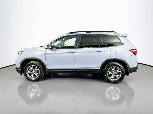 Used 2022 Honda Passport TrailSport image 4