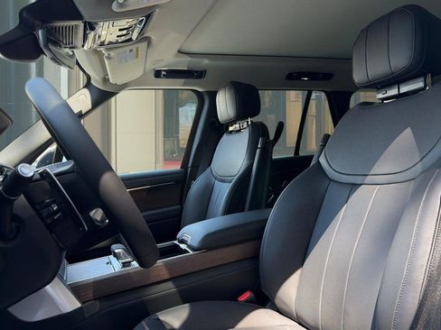 New 2026 Land Rover Range Rover SE AWD/4WD image 5