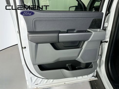 New 2025 Ford F150 Lightning XLT image 27