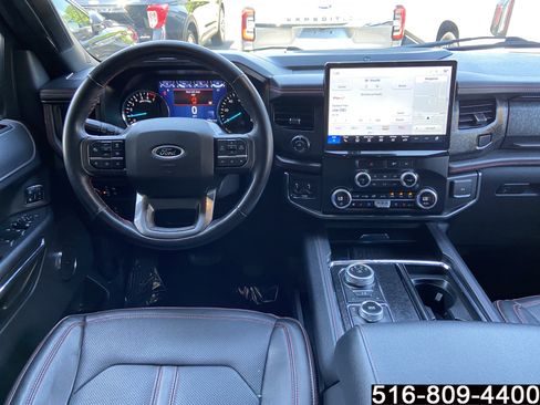 Used 2023 Ford Expedition Limited AWD/4WD image 10