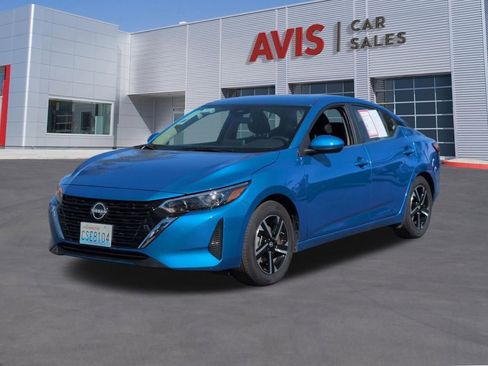 Used 2025 Nissan Sentra SV image 1