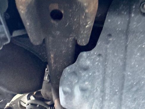 Used 2015 Chevrolet Suburban LTZ image 35