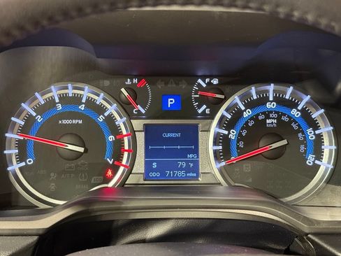 Certified 2019 Toyota 4Runner Limited AWD/4WD image 27