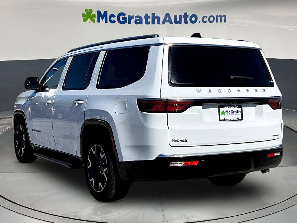 Used 2024 Jeep Wagoneer Series III AWD/4WD image 5