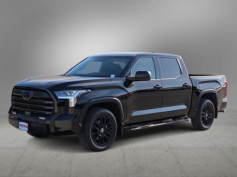 Used 2026 Toyota Tundra SR5 w/ SX Package RWD image 4