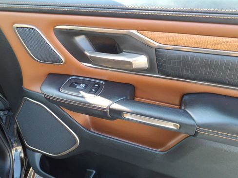 Used 2020 RAM 1500 Limited image 8