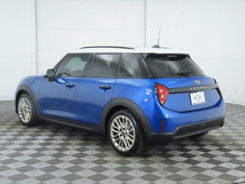 Used 2026 MINI Cooper 4-Door Hardtop FWD image 12