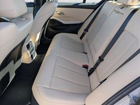 Certified 2025 BMW 330i Sedan w/ Convenience Package image 20