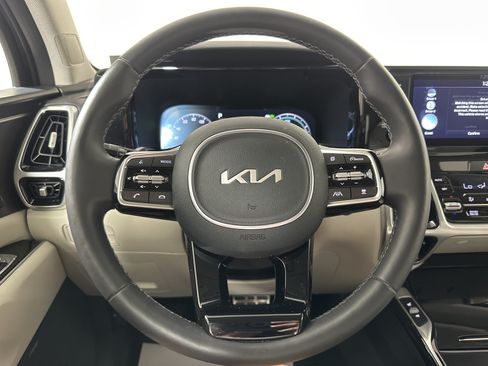 Used 2024 Kia Sorento SX Prestige AWD/4WD image 12
