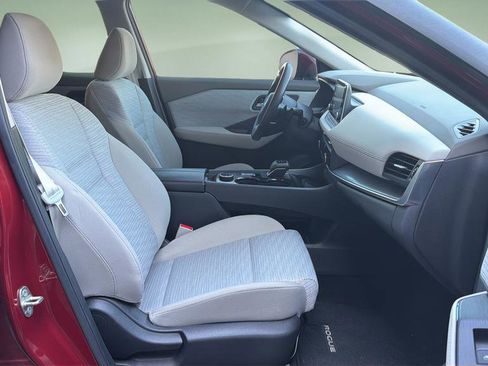 Certified 2023 Nissan Rogue SV AWD/4WD image 11