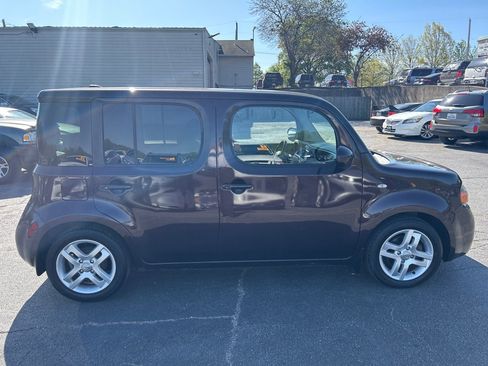 Used 2010 Nissan Cube 1.8 SL w/ SL Preferred Pkg FWD image 5