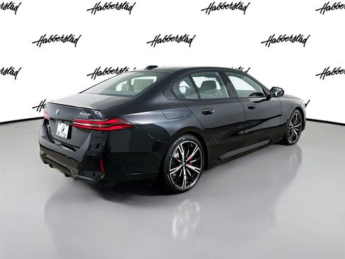 New 2026 BMW 550e xDrive w/ Executive Package image 5