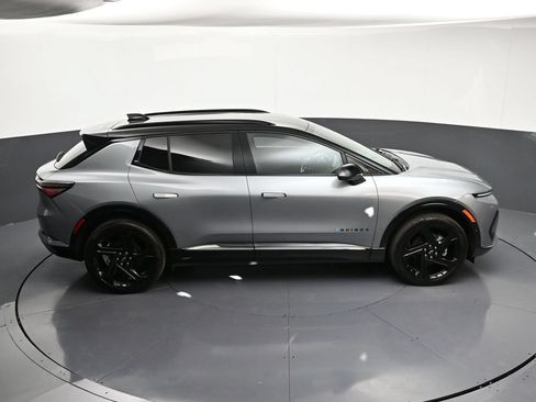 Used 2026 Chevrolet Equinox EV RS AWD/4WD image 21