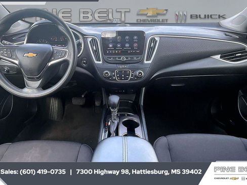 Used 2024 Chevrolet Malibu LT FWD image 13