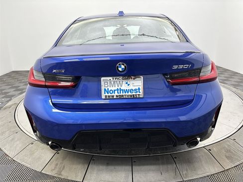 New 2026 BMW 330i xDrive Sedan w/ M Sport Package AWD/4WD image 15
