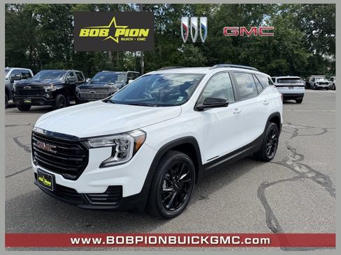 Used 2023 GMC Terrain SLE w/ Elevation Edition AWD/4WD image 1