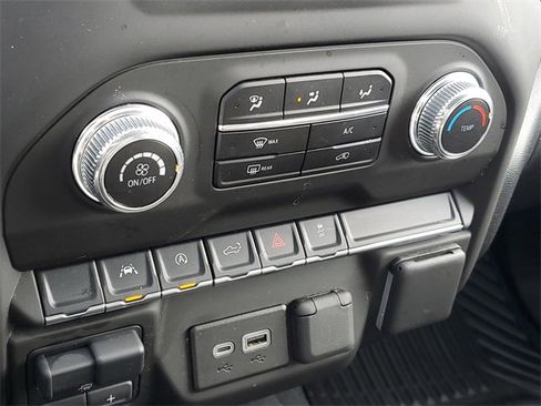 Certified 2024 GMC Sierra 1500 Pro w/ Graphite Edition image 27