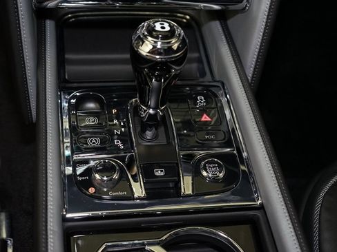 Used 2018 Bentley Mulsanne Speed image 17