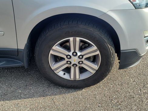 Used 2017 Chevrolet Traverse LT FWD image 35