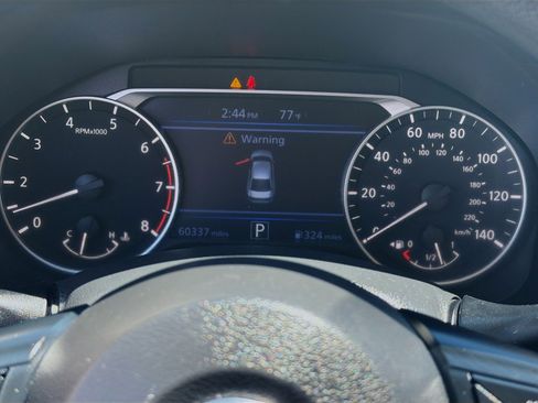 Used 2023 Nissan Altima 2.5 SV FWD image 9
