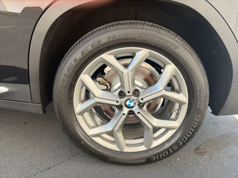 Used 2023 BMW X4 xDrive30i w/ Premium Package image 7