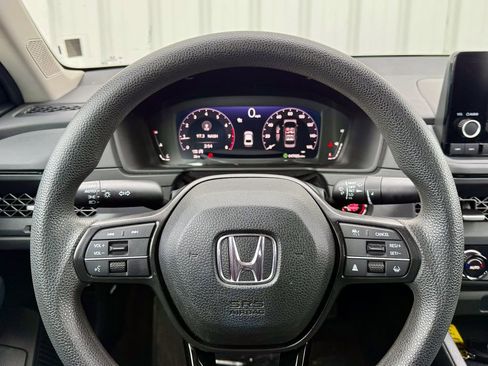 Used 2024 Honda Accord EX image 21