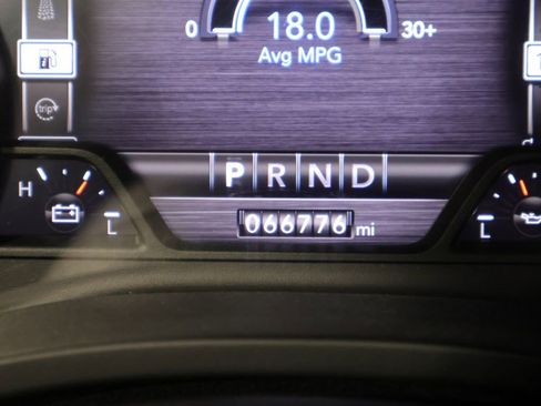 Used 2021 RAM 1500 Laramie w/ Sport Appearance Package AWD/4WD image 36