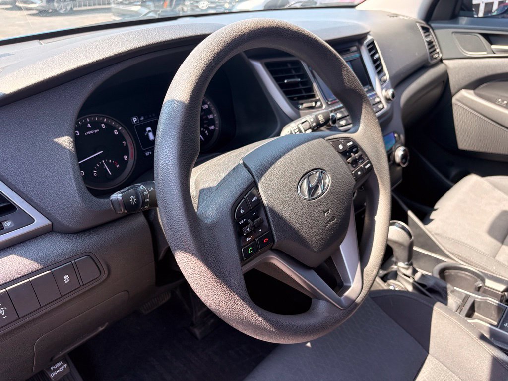 Used 2018 Hyundai Tucson SE w/ Cargo Package FWD image 10