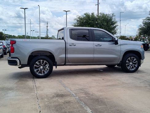 Used 2023 Chevrolet Silverado 1500 LT AWD/4WD image 12