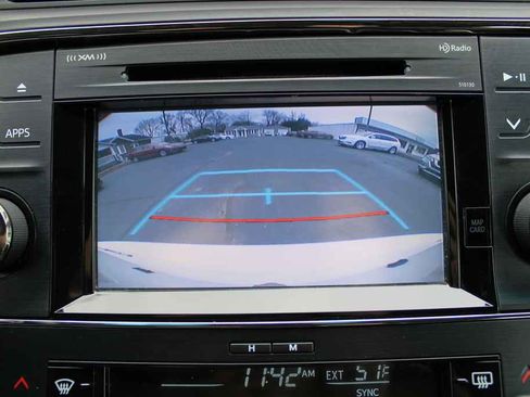 Used 2016 Toyota Avalon XLE Premium image 14