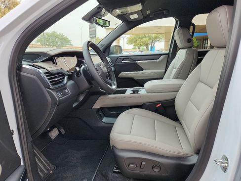 New 2026 GMC Acadia Elevation image 10