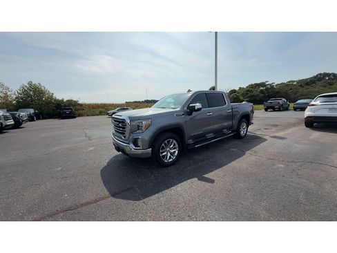 Certified 2020 GMC Sierra 1500 SLT w/ SLT Premium Package AWD/4WD image 4