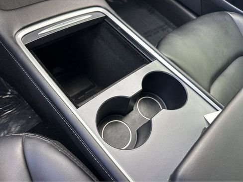 Used 2023 Tesla Model 3 Standard Range image 25