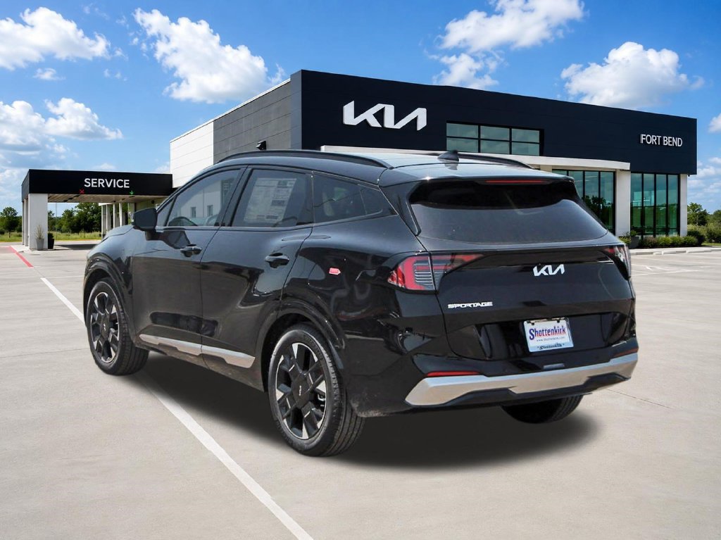 New 2026 Kia Sportage SX FWD image 3