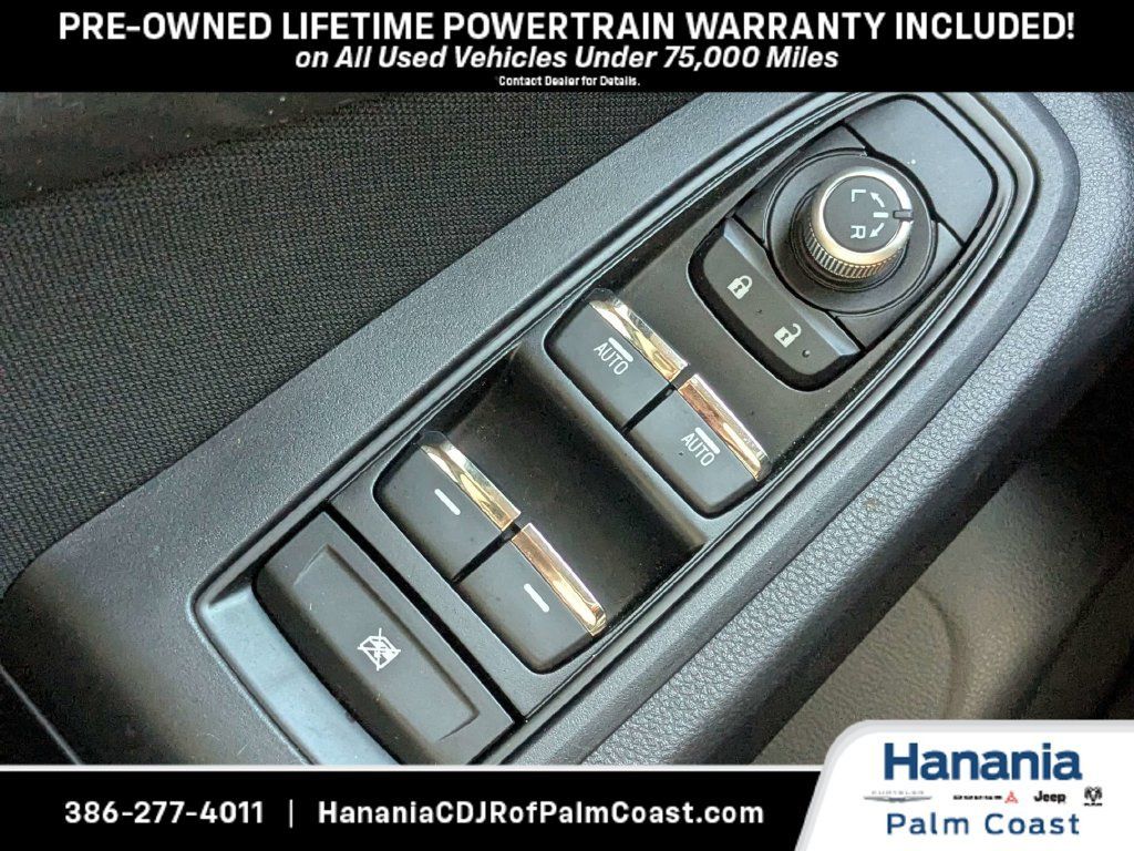 Used 2025 Subaru Ascent Premium AWD/4WD image 24