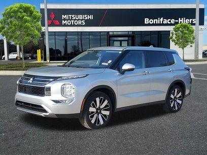 Used 2025 Mitsubishi Outlander SE