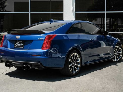 Used 2019 Cadillac ATS V w/ Luxury Package RWD image 9