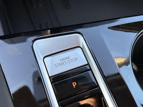 New 2026 Volkswagen Atlas SEL image 23