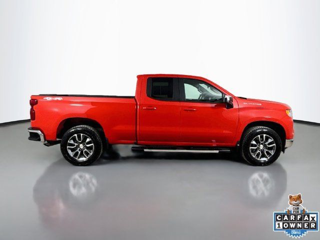 Used 2024 Chevrolet Silverado 1500 LT AWD/4WD image 13