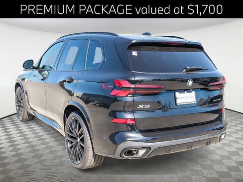 New 2026 BMW X5 xDrive40i w/ M Sport Package AWD/4WD image 7