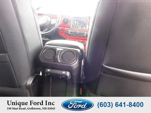 Used 2021 Jeep Wrangler Unlimited Sport image 29