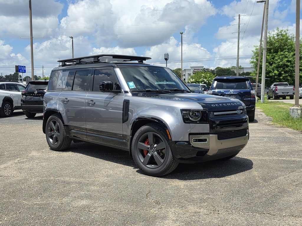 Used 2020 Land Rover Defender 110 X AWD/4WD image 2